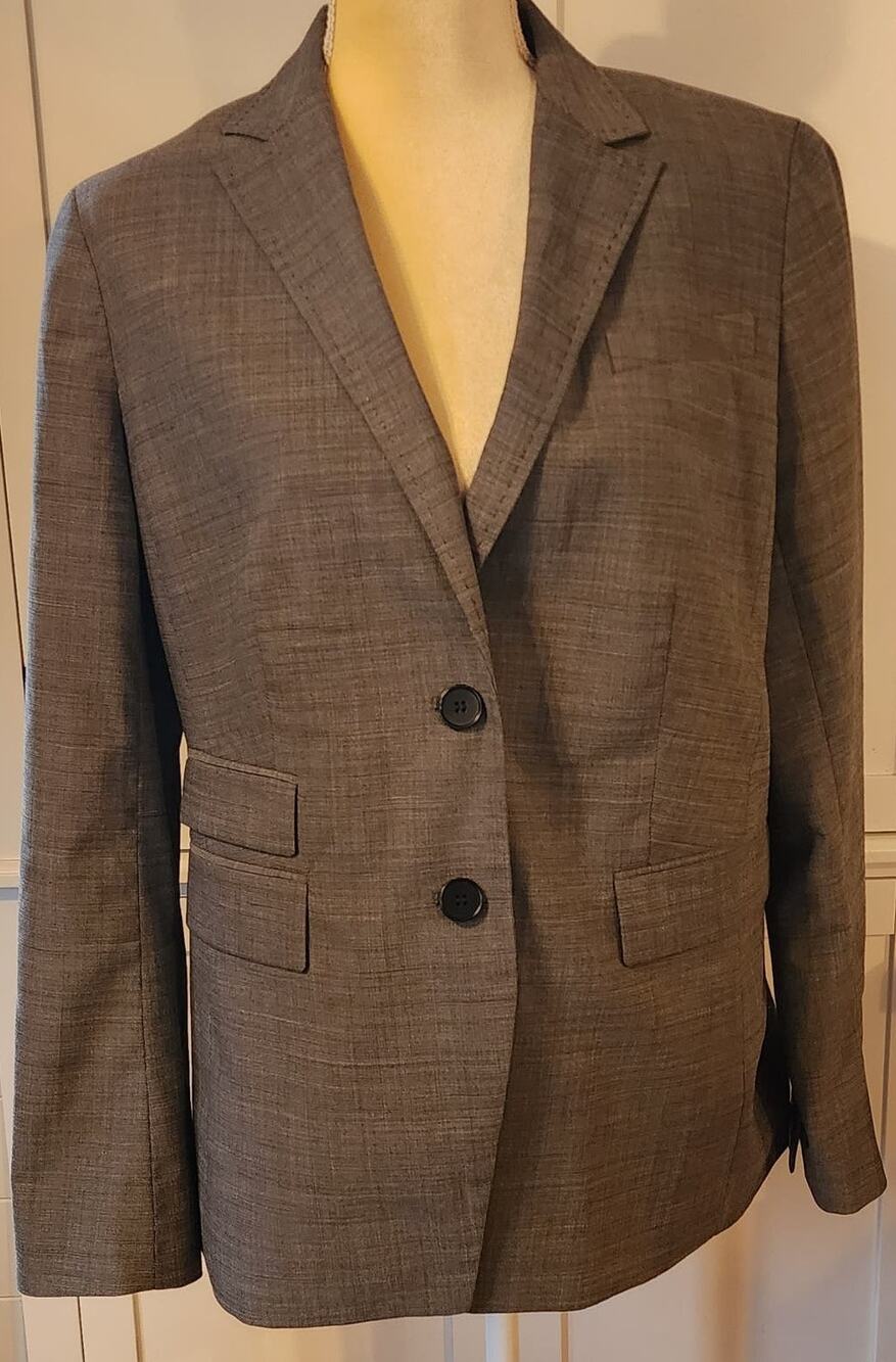 Talbots Women's 2 Button From Closure Faux Pockets Wool Blend Blazer 12